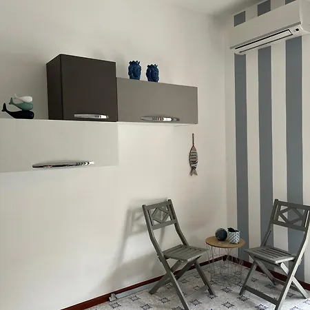 Vitadamare Apartment *